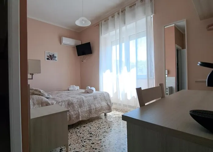 La Terrazza Del Sole 3* בוסה